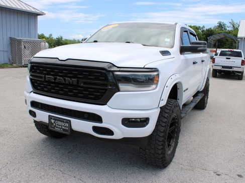 Used 2023 RAM 1500 Big Horn AWD/4WD image 3