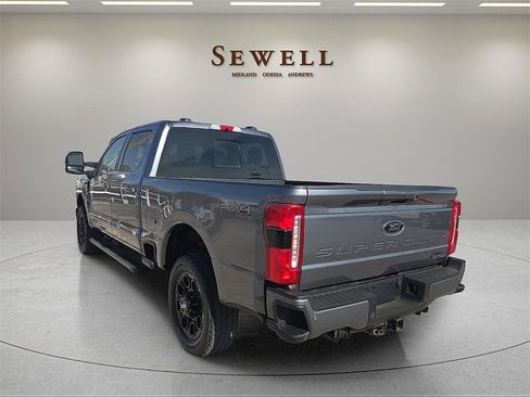 Used 2024 Ford F250 Lariat w/ Lariat Ultimate Package image 3