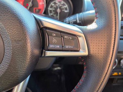 Used 2018 FIAT 124 Spider Abarth image 31