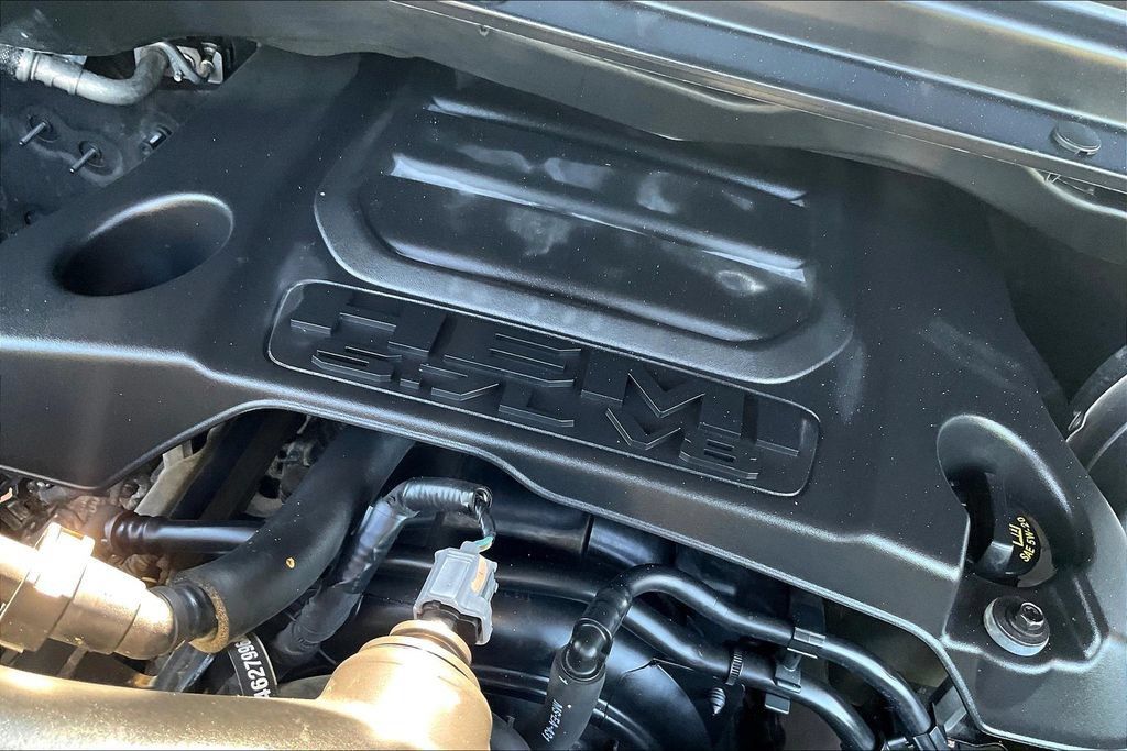Used 2019 RAM 1500 Rebel w/ Rebel Level 2 Equipment Group AWD/4WD image 31