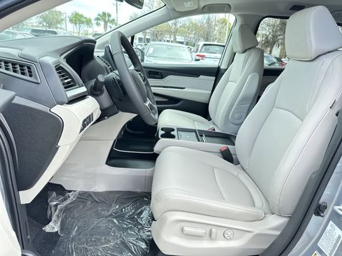 New 2026 Honda Odyssey EX-L image 13