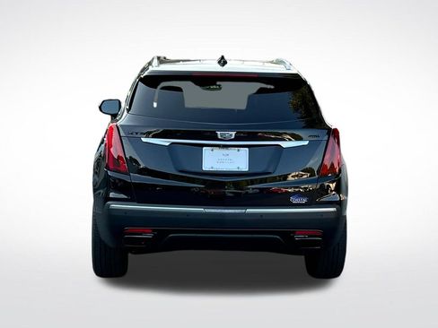 Used 2025 Cadillac XT5 Premium Luxury w/ LPO, ONYX Package FWD image 6