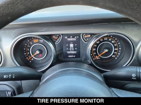 Used 2023 Jeep Wrangler Unlimited Sport AWD/4WD image 19