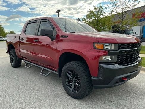 Used 2021 Chevrolet Silverado 1500 Custom Trail Boss w/ Safety Confidence Package AWD/4WD image 2