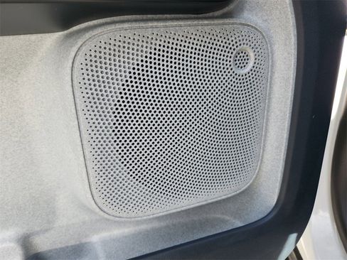 Used 2024 Ford Maverick XLT image 18