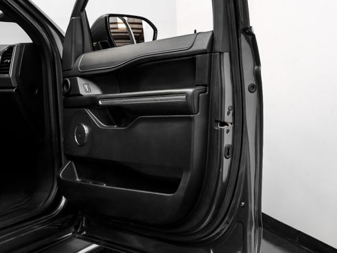 Used 2018 Ford Expedition Max XLT w/ Equipment Group 202A image 47