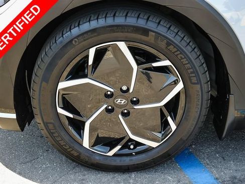 Certified 2024 Hyundai Ioniq 5 SEL RWD image 9