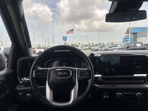 Used 2024 GMC Sierra 1500 SLT RWD image 20