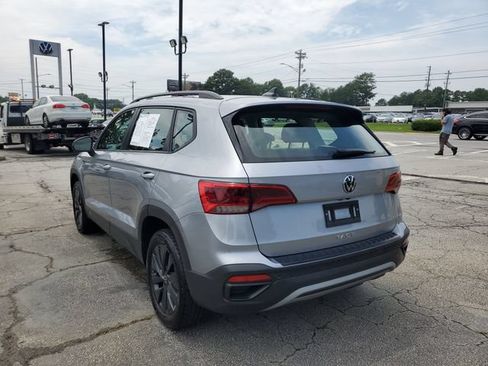 Used 2024 Volkswagen Taos S FWD image 6
