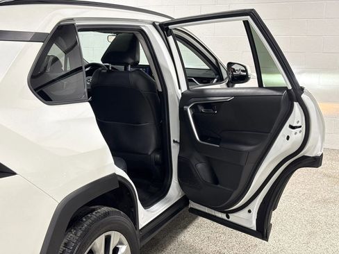 Used 2021 Toyota RAV4 XLE Premium AWD/4WD image 56