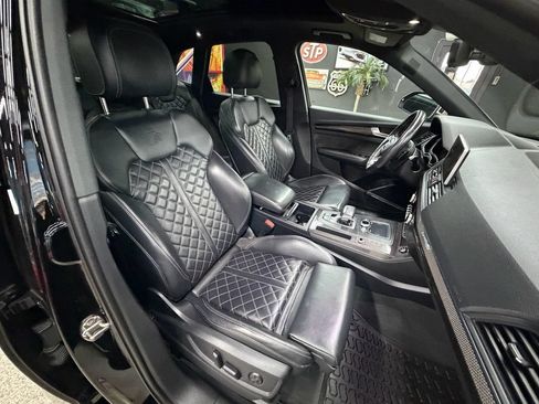 Used 2018 Audi SQ5 Premium Plus w/ Navigation Package AWD/4WD image 21