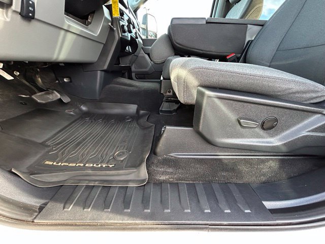 Used 2025 Ford F350 XLT AWD/4WD image 27