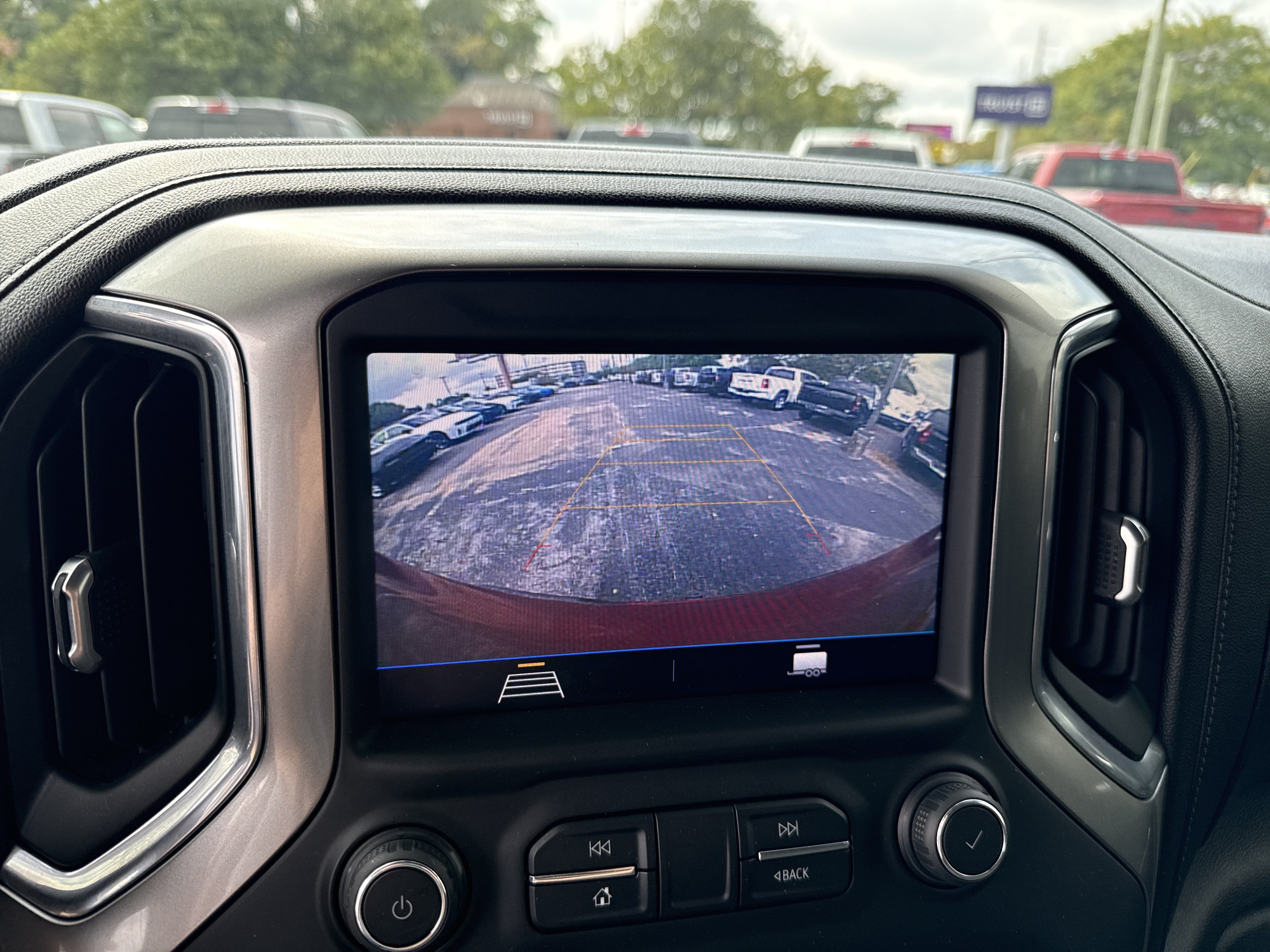 Used 2021 Chevrolet Silverado 1500 RST AWD/4WD image 23