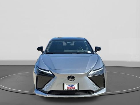 Used 2023 Lexus RZ 450e Premium w/ Technology Package AWD/4WD image 3