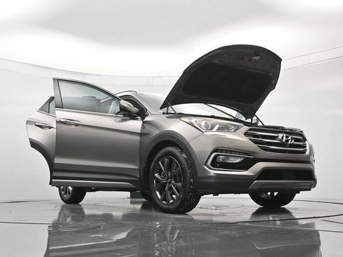 Used 2018 Hyundai Santa Fe Sport w/ 2.0T Ultimate Tech Package 05 FWD image 50