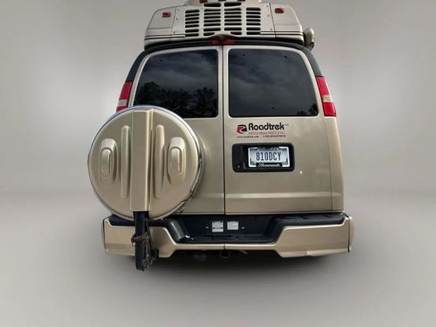 Used 2012 Chevrolet Express 2500 w/ Power Package image 6