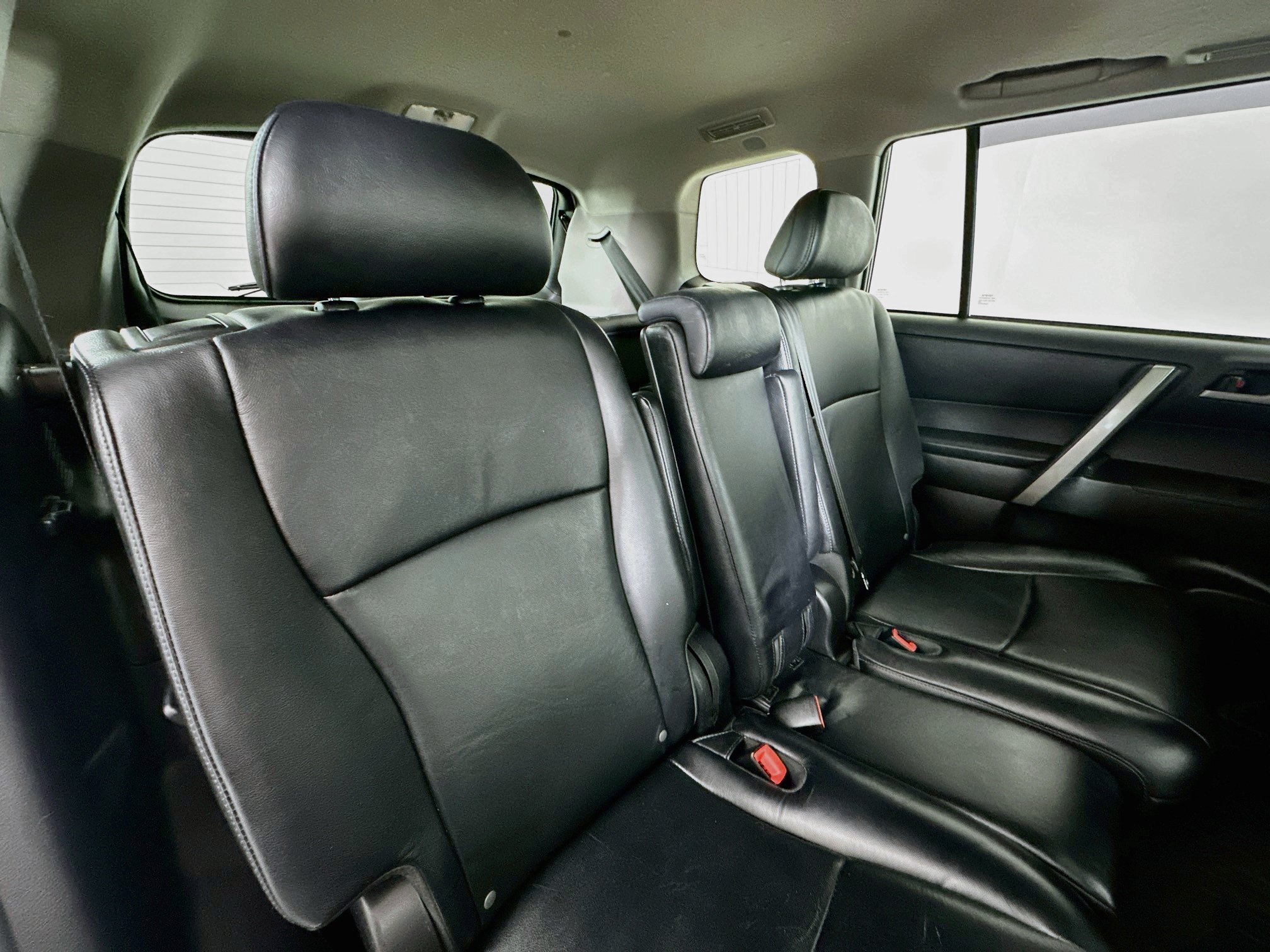 Used 2013 Toyota Highlander SE AWD/4WD image 26