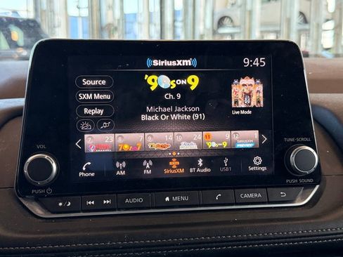 Used 2023 Nissan Rogue SV AWD/4WD image 13