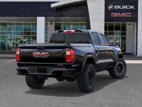 New 2026 GMC Canyon AT4 w/ AT4 Premium Package AWD/4WD image 4