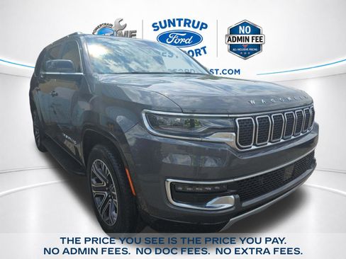 Used 2025 Jeep Wagoneer Series II RWD image 1