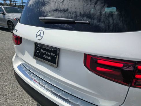 New 2026 Mercedes-Benz GLB 250 image 15