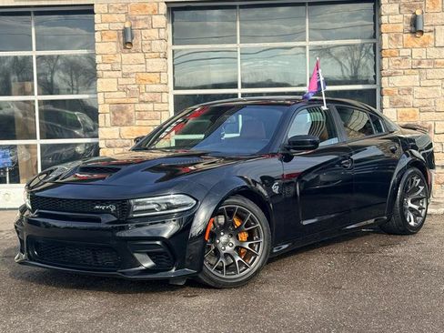 Used 2022 Dodge Charger SRT Hellcat w/ SRT Black Package image 3