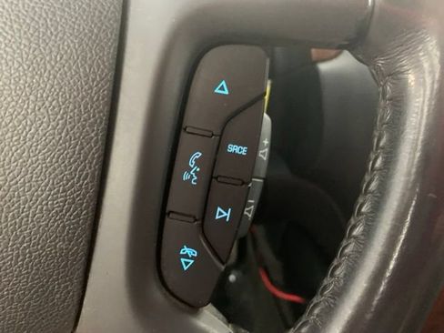 Used 2009 Chevrolet Suburban LT AWD/4WD image 28