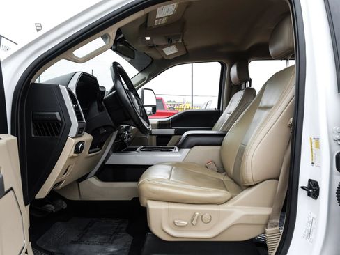 Used 2019 Ford F250 Lariat w/ Chrome Package AWD/4WD image 7