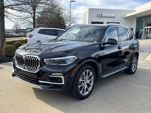 Used 2019 BMW X5 xDrive40i w/ Executive Package image 1