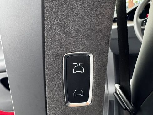Used 2023 Tesla Model X AWD/4WD image 20