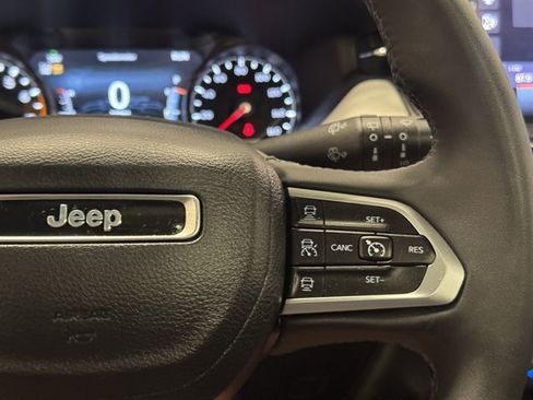 Used 2023 Jeep Compass Limited w/ Sun and Sound Group AWD/4WD image 24