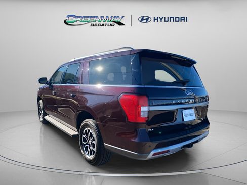 Used 2024 Ford Expedition Max XLT image 4