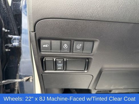 Used 2023 Nissan Armada Platinum image 19