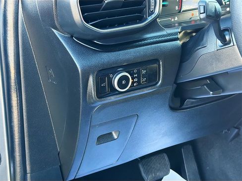 Used 2023 Ford Explorer ST-Line w/ Class IV Trailer Tow Package image 10