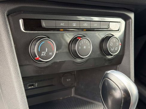 Used 2019 Volkswagen Tiguan S FWD image 15