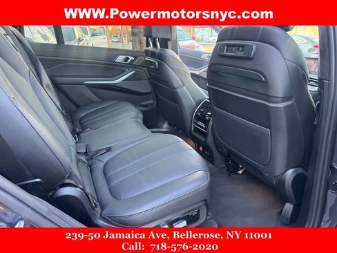 Used 2021 BMW X7 xDrive40i w/ Premium Package AWD/4WD image 28