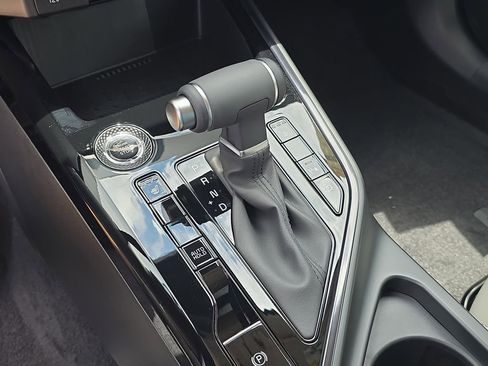 New 2026 Kia Niro EX FWD image 27