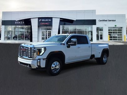 New 2026 GMC Sierra 3500 Denali w/ Denali Reserve Package