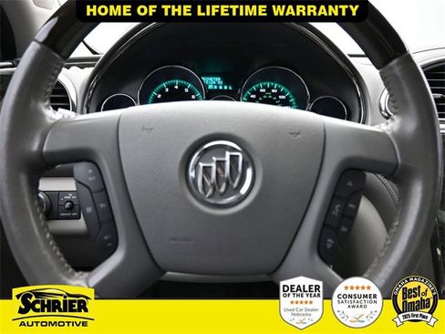 Used 2014 Buick Enclave Premium image 16