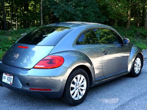 Used 2016 Volkswagen Beetle 1.8T image 2