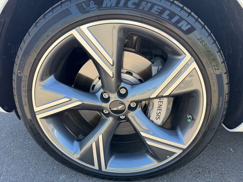 Used 2025 Genesis GV80 3.5T Prestige image 22