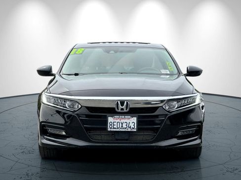Used 2018 Honda Accord EX image 9