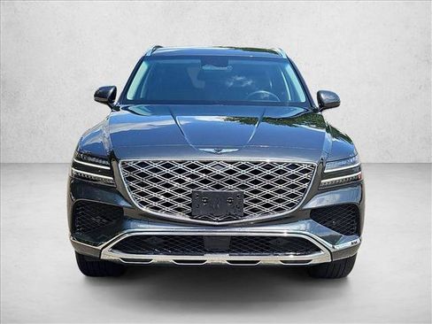 Used 2025 Genesis GV80 2.5T Standard AWD/4WD image 2