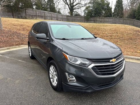 Used 2019 Chevrolet Equinox LT image 1