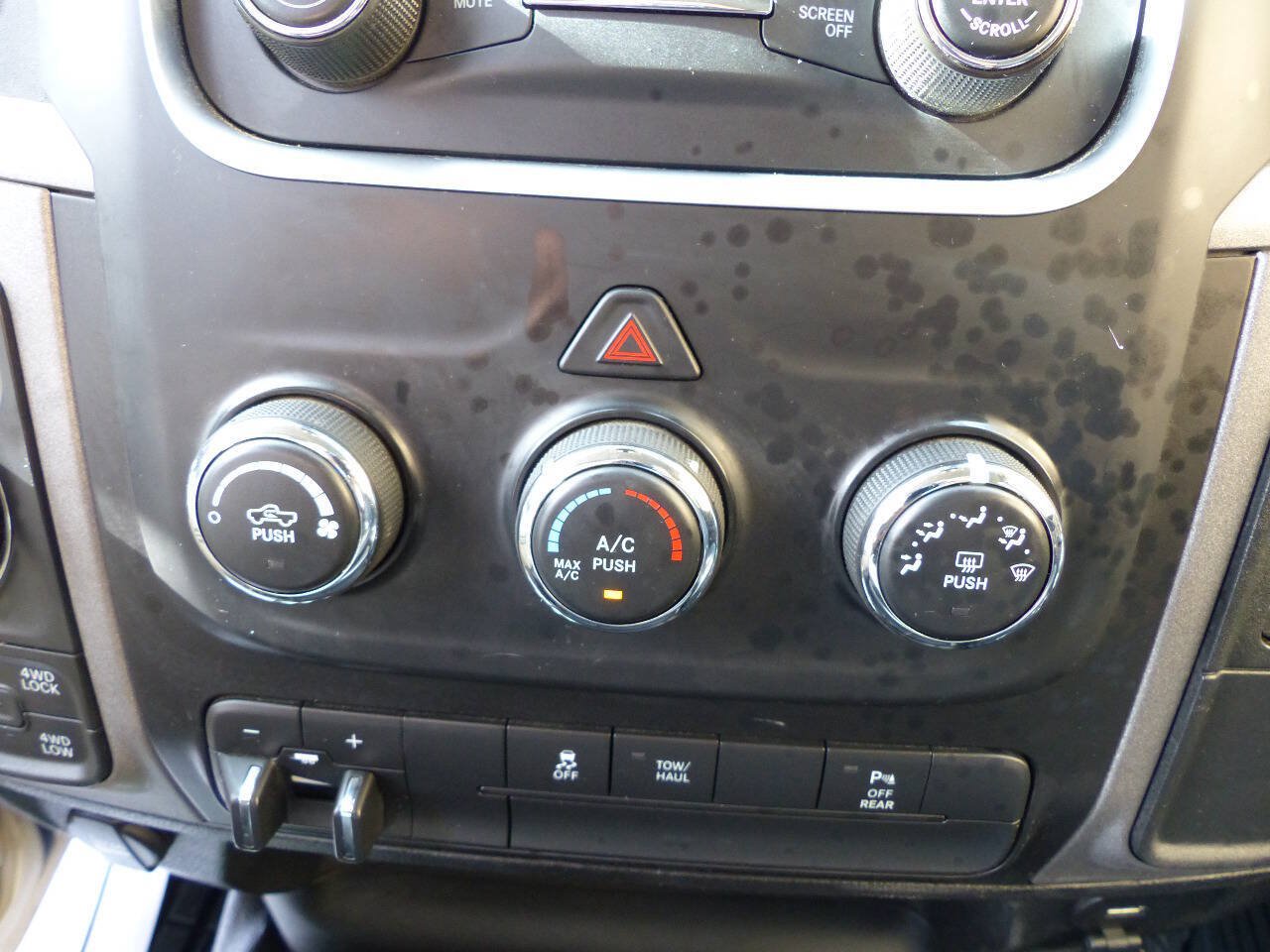 Used 2021 RAM 1500 Tradesman w/ Chrome Appearance Group AWD/4WD image 33