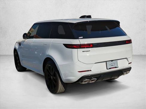 New 2025 Land Rover Range Rover Sport Dynamic SE image 9