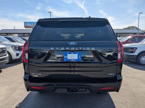 New 2025 Ford Expedition Max Active image 5