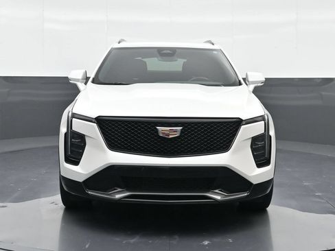 Certified 2024 Cadillac XT4 Sport w/ Cold Weather Package FWD image 6