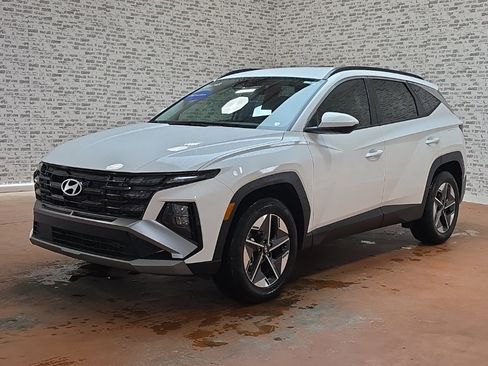 Certified 2025 Hyundai Tucson SEL image 3