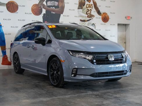 Used 2023 Honda Odyssey Sport image 19